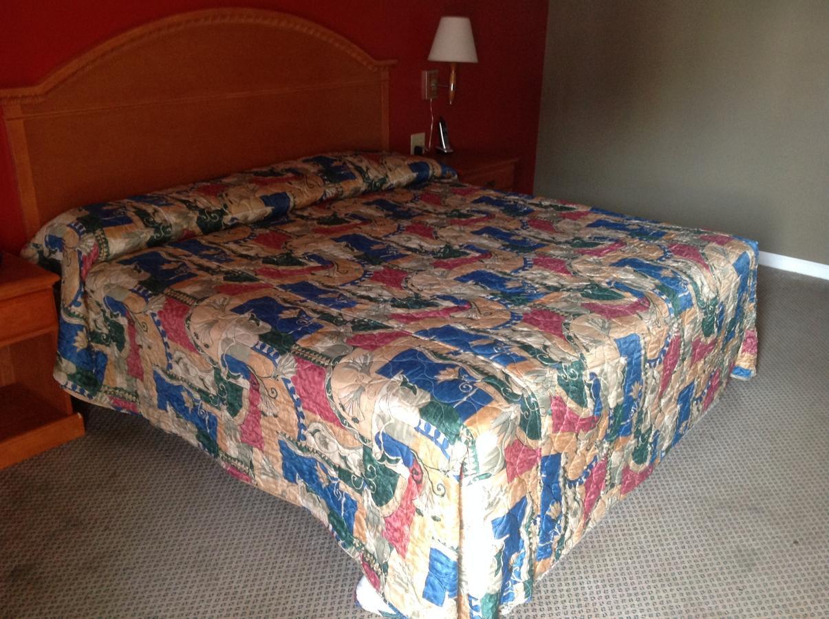 Wheatland Inn Anthony Quarto foto